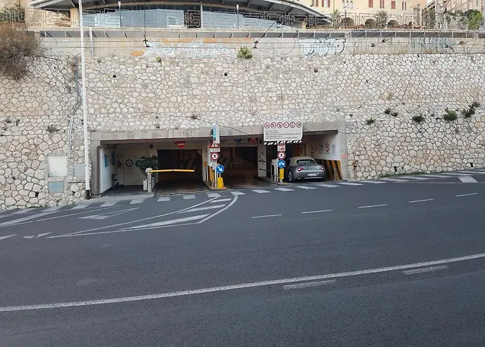 Boutique Al Bastione Di カリアリ